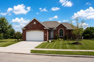 Exterior - Front Elevation for European House Plan #20-1422 - 2 bed, 2 bath