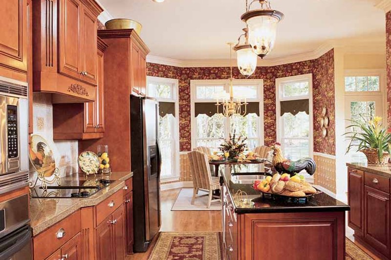 Home Plan - Interior - Kitchen for Country House Plan #952-275 - 4 bed, 3.5 bath