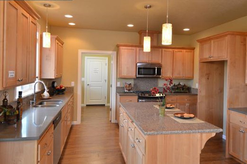 Home Plan - Photo 5 for Craftsman House Plan #124-566 - 3 bed, 2.5 bath