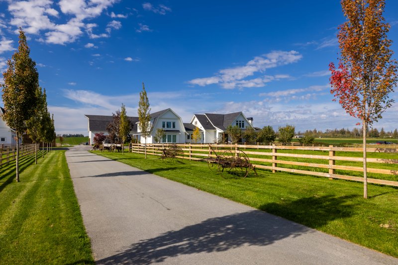 Dream House Plan - Photo 8 for Farmhouse House Plan #1086-2 - 4 bed, 3.5 bath