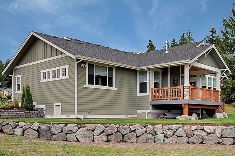 Architectural House Design - Photo 2 for Craftsman House Plan #132-101 - 2 bed, 2 bath