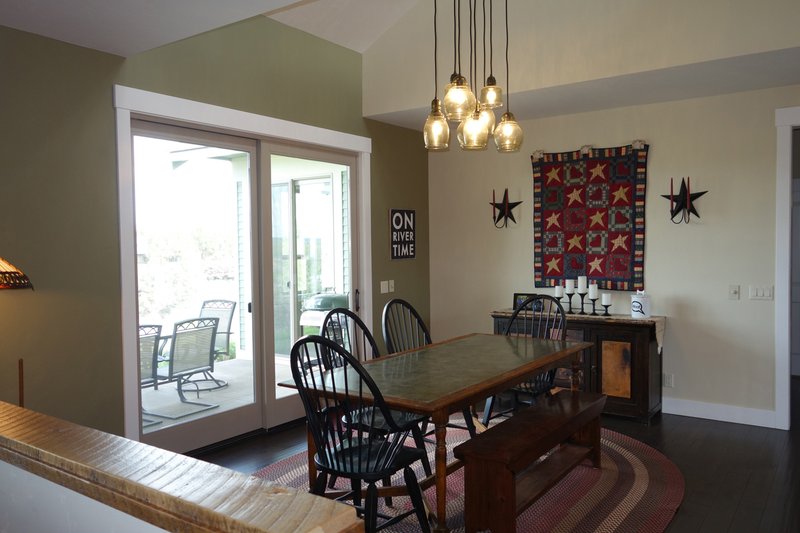 Architectural House Design - Interior - Dining Room for Craftsman House Plan #124-1005 - 2 bed, 2 bath