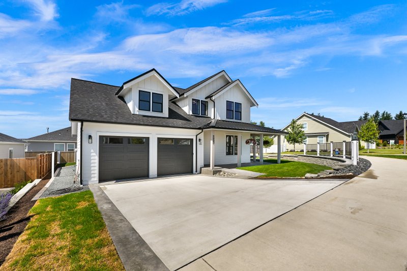 House Plan Design - Exterior - Front Elevation 3 for Farmhouse House Plan #1070-126 - 3 bed, 2.5 bath