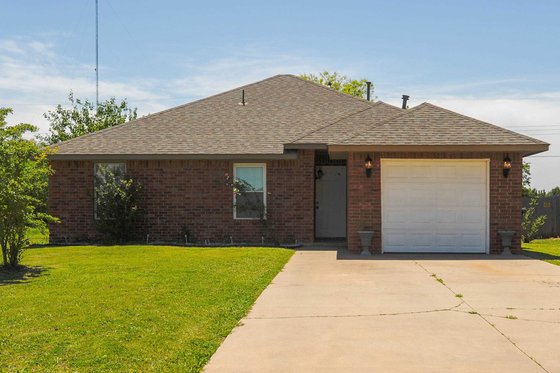 Exterior - Front Elevation for Traditional House Plan #65-354 - 4 bed, 2 bath