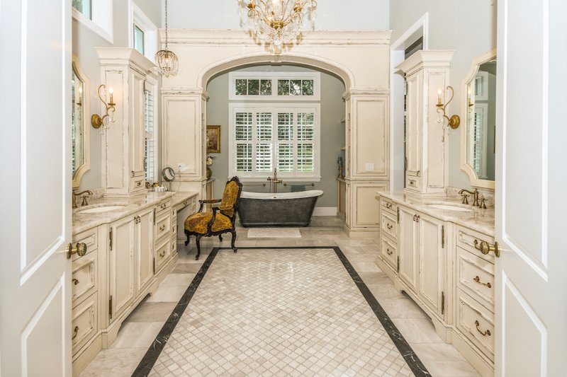 House Blueprint - Interior - Master Bathroom for Colonial House Plan #1058-222 - 4 bed, 5.5 bath