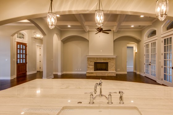 Interior - Family Room for Traditional House Plan #935-25 - 4 bed, 4.5 bath