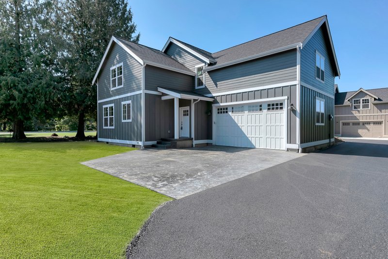 House Plan Design - Photo 5 for Contemporary House Plan #1070-83 - 4 bed, 2.5 bath