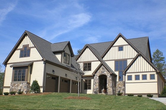 Exterior - Front Elevation for Craftsman House Plan #413-856 - 4 bed, 4.5 bath