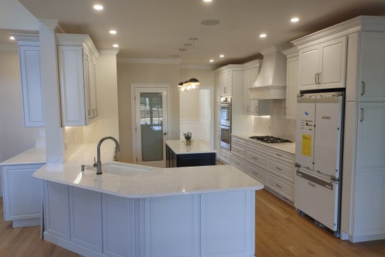 Interior - Kitchen 1 for Southern House Plan #20-254 - 4 bed, 3.5 bath
