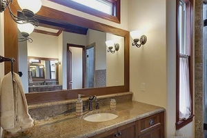 Interior - Master Bathroom for Craftsman House Plan #54-511 - 3 bed, 2.5 bath