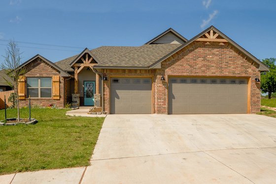 Exterior - Front Elevation for Traditional House Plan #65-514 - 3 bed, 2 bath