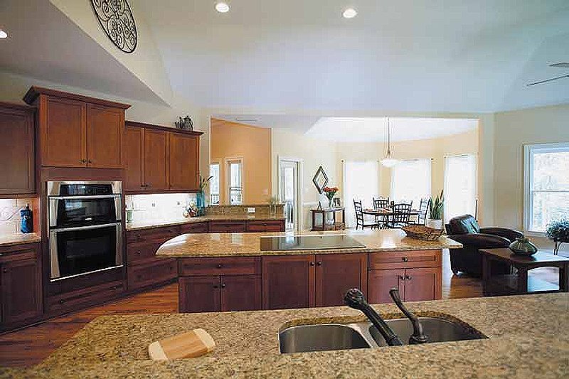 Dream House Plan - Interior - Kitchen 1 for Traditional House Plan #56-541 - 3 bed, 3.5 bath