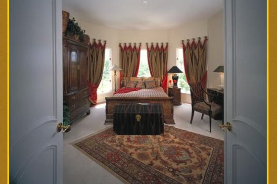 Photo 7 for European House Plan #417-448 - 5 bed, 5.5 bath