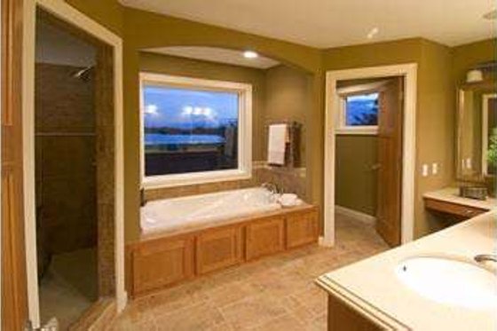 Interior - Master Bathroom for Country House Plan #51-198 - 3 bed, 2.5 bath