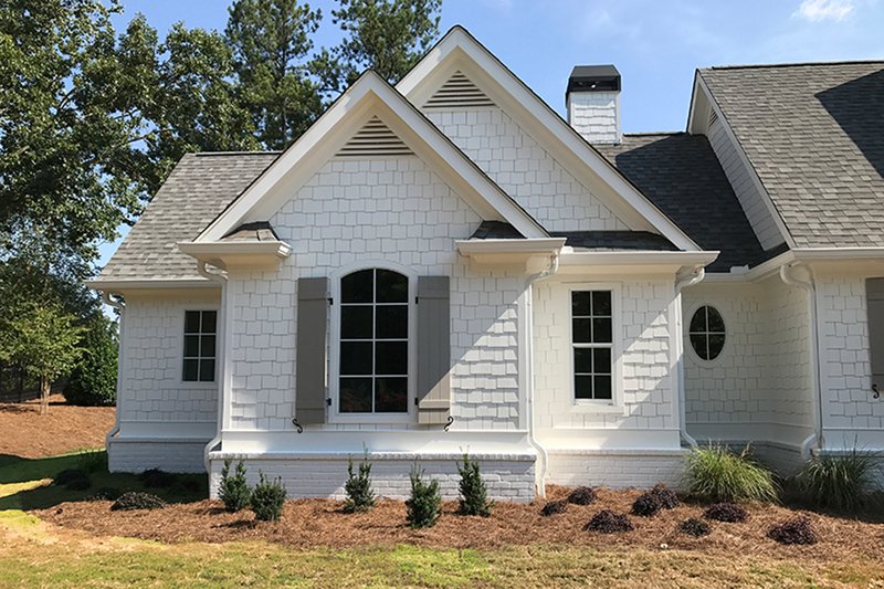 Architectural House Design - Exterior - Front Elevation 6 for Traditional House Plan #437-83 - 4 bed, 3.5 bath