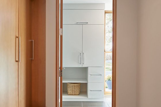 Interior - Entry 1 for Farmhouse House Plan #901-150 - 4 bed, 3.5 bath