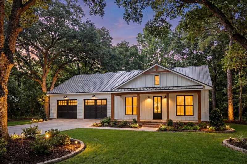 House Plan Design - Exterior - Front Elevation 5 for Barndominium House Plan #430-419 - 2 bed, 2 bath