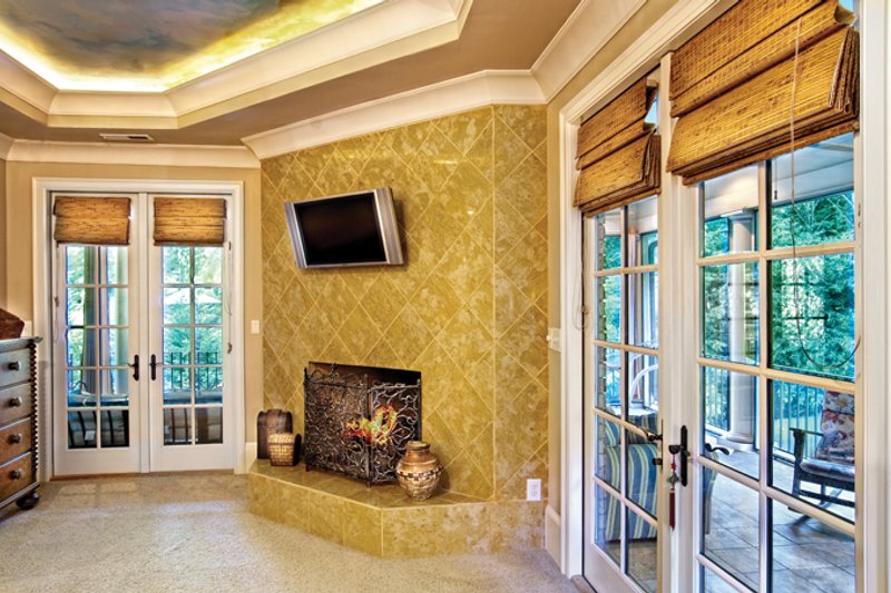 Dream House Plan - Interior - Master Bathroom 1 for Mediterranean House Plan #930-70 - 3 bed, 2.5 bath