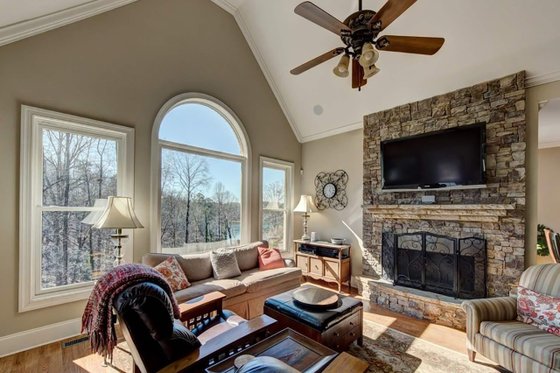 Interior - Family Room for Traditional House Plan #437-118 - 4 bed, 3.5 bath