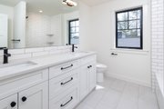 Craftsman Style House Plan - 3 Beds 2.5 Baths 2604 Sq/Ft Plan #895-142 