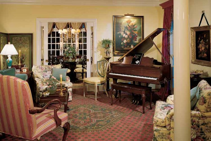 House Plan Design - Interior - Family Room 1 for Colonial House Plan #71-147 - 3 bed, 3.5 bath