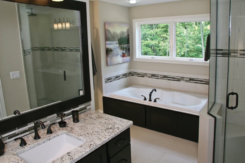 Dream House Plan - Interior - Master Bathroom 1 for Prairie House Plan #928-248 - 5 bed, 3.5 bath