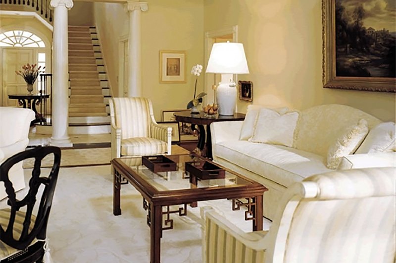 Home Plan - Interior - Family Room for Colonial House Plan #137-230 - 4 bed, 5 bath