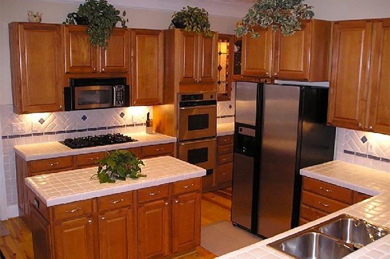 Architectural House Design - Interior - Kitchen for Victorian House Plan #137-249 - 4 bed, 3.5 bath