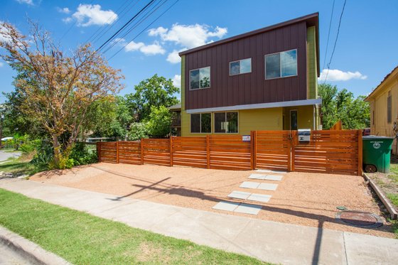 Photo 5 for Modern House Plan #450-5 - 3 bed, 2.5 bath