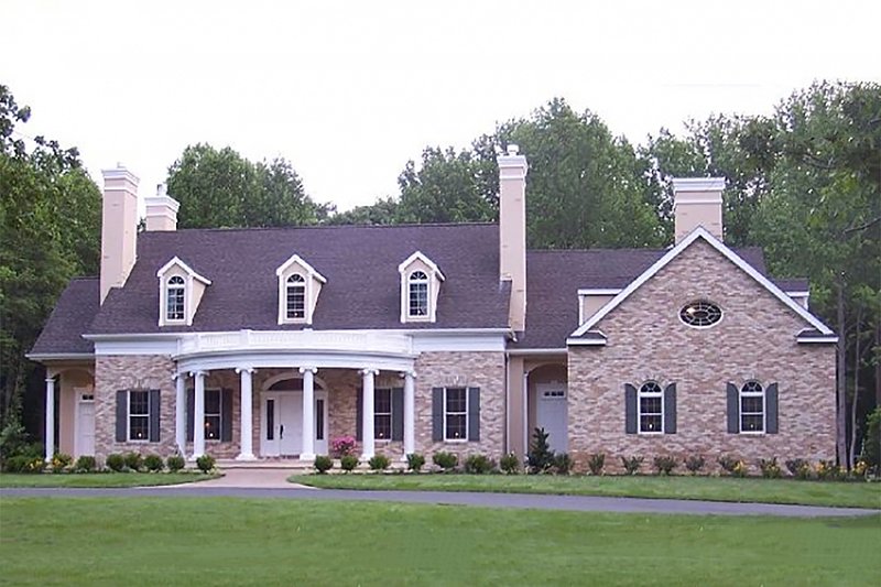 Home Plan - Classical Exterior - Front Elevation Plan #137-127