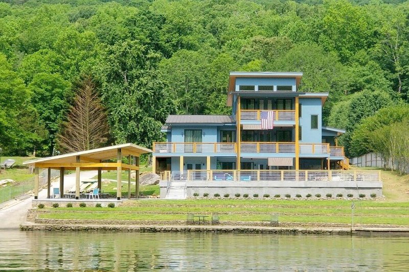 Dream House Plan - Photo 2 for Modern House Plan #932-384 - 3 bed, 2 bath