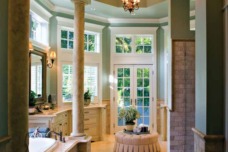 Dream House Plan - Interior - Master Bathroom 3 for Craftsman House Plan #132-353 - 4 bed, 5 bath
