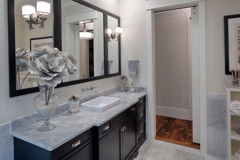 House Design - Interior - Bathroom for Farmhouse House Plan #928-412 - 3 bed, 3.5 bath