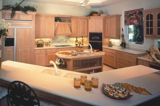 Interior - Kitchen for Mediterranean House Plan #930-106 - 4 bed, 5 bath