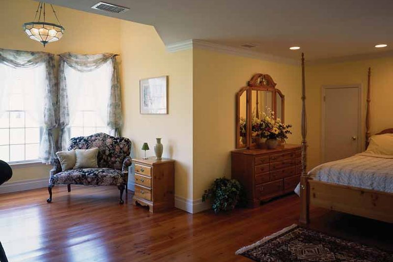Home Plan - Interior - Bedroom for Victorian House Plan #314-188 - 4 bed, 3 bath