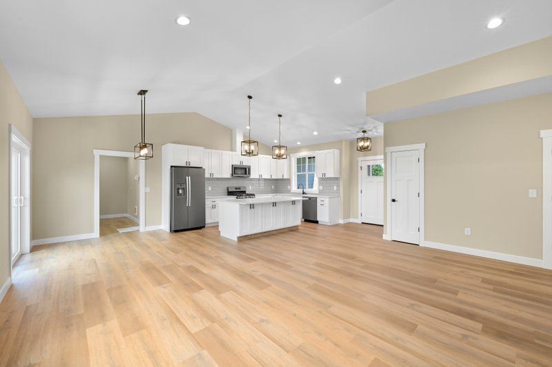 House Design - Interior - Kitchen for Craftsman House Plan #1070-202 - 3 bed, 2 bath