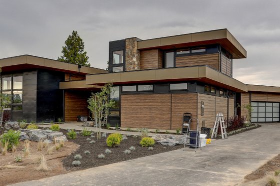Exterior - Front Elevation 7 for Modern House Plan #892-32 - 4 bed, 4.5 bath
