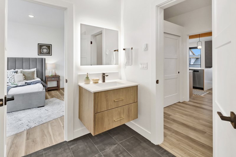 Architectural House Design - Interior - Bathroom for Contemporary House Plan #1070-233 - 2 bed, 2 bath