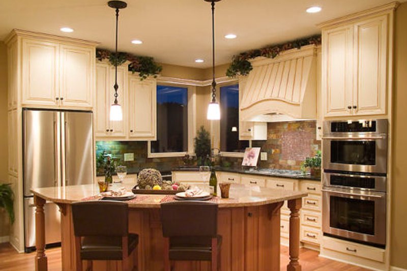 Home Plan - Interior - Kitchen for Craftsman House Plan #56-588 - 4 bed, 3.5 bath