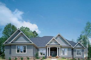 Craftsman Exterior - Front Elevation Plan #929-313