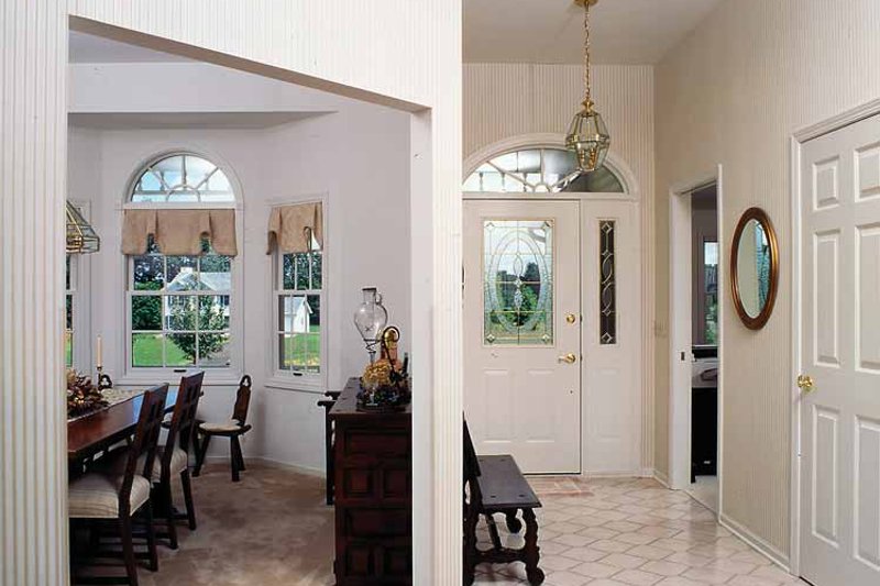 Home Plan - Interior - Entry for Country House Plan #314-185 - 3 bed, 2 bath