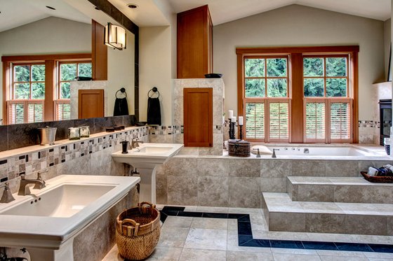 Photo 37 for Craftsman House Plan #132-179 - 5 bed, 4.5 bath