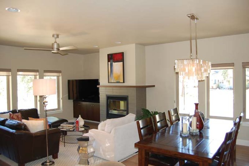 Architectural House Design - Interior - Dining Room for Prairie House Plan #895-78 - 4 bed, 3 bath