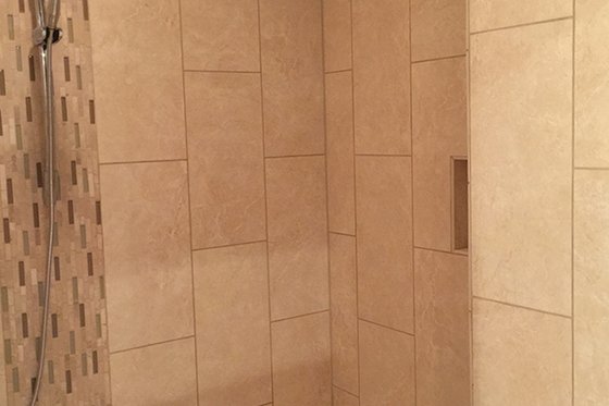 Interior - Master Bathroom 3 for Country House Plan #437-72 - 4 bed, 4 bath