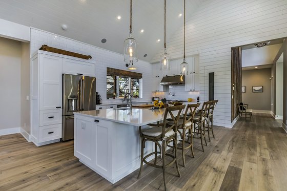 Interior - Kitchen for Contemporary House Plan #892-21 - 3 bed, 3.5 bath