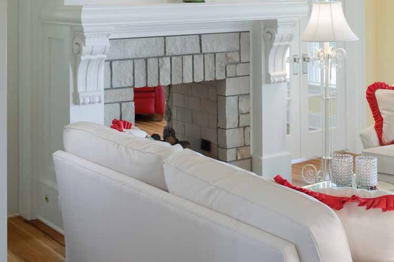 Dream House Plan - Interior - Family Room 1 for Colonial House Plan #928-179 - 5 bed, 5.5 bath