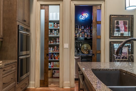 Interior - Kitchen 3 for Craftsman House Plan #17-3391 - 4 bed, 2.5 bath