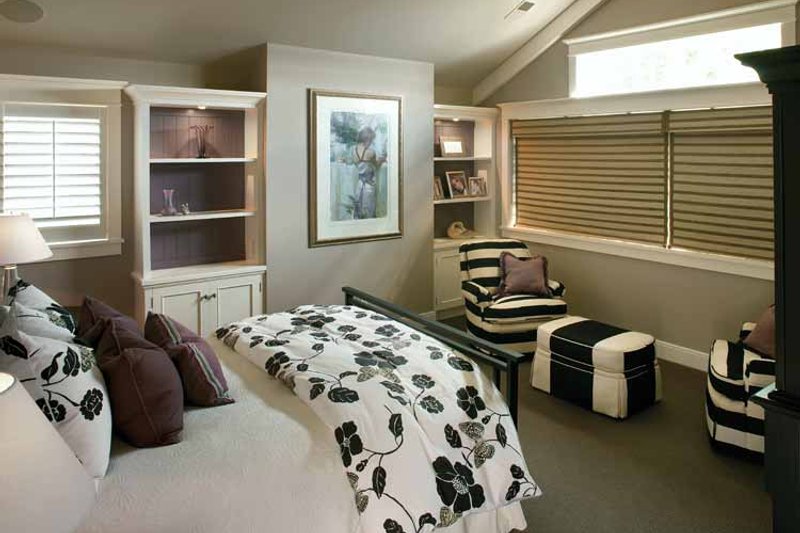 Home Plan - Interior - Master Bedroom for Country House Plan #928-216 - 3 bed, 3 bath