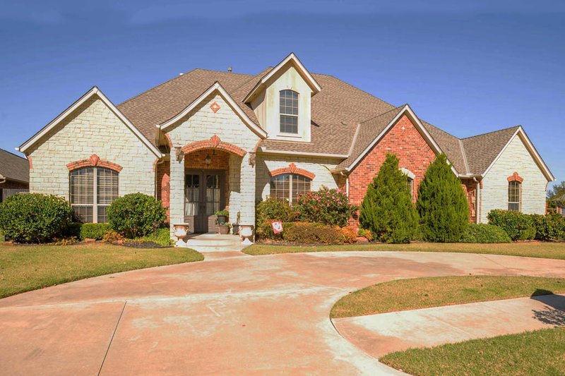 European Style House Plan - 4 Beds 3 Baths 3462 Sq/Ft Plan #65-545 Exterior