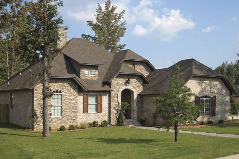 Dream House Plan - Exterior - Front Elevation 4 for Country House Plan #946-4 - 3 bed, 2 bath